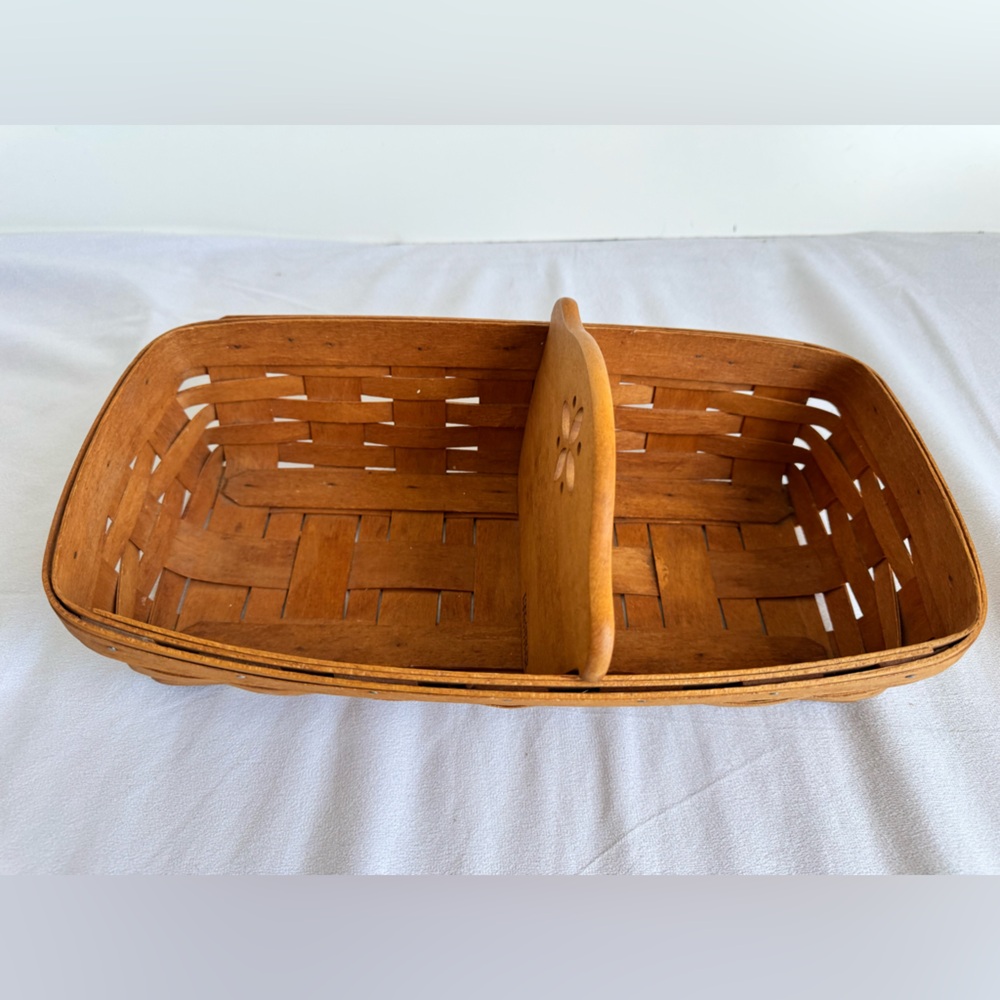 VINTAGE Longaberger cracker Bread basket wooden divider‎ carved flower detail